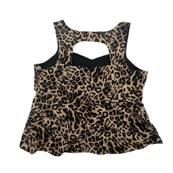 Torrid Leopard Print Sleeveless Back‎ Cut Out Peplum Blouse Tank Size 4X - Picture 2 of 6